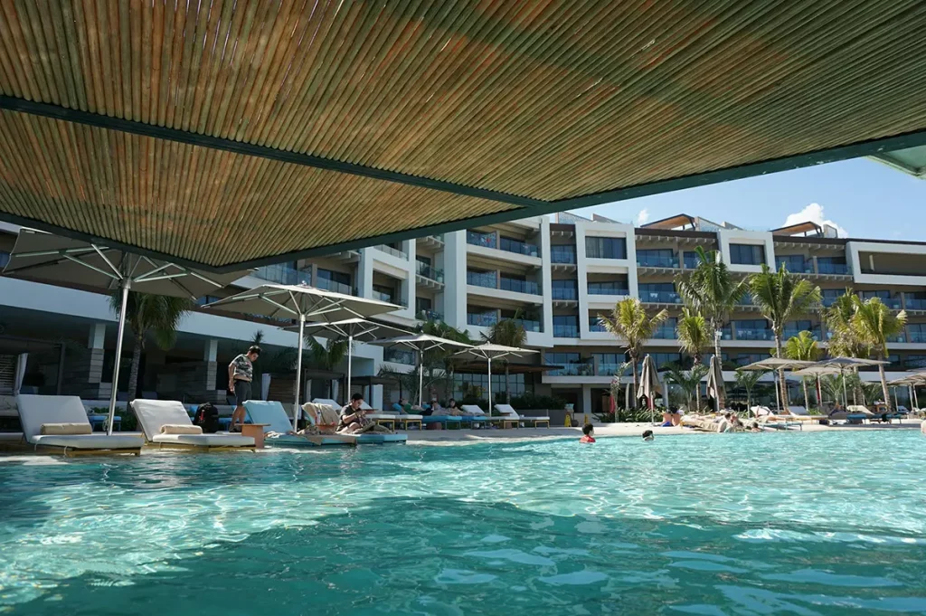 Hôtel avec piscine pour des vacances tout compris de dernière minute